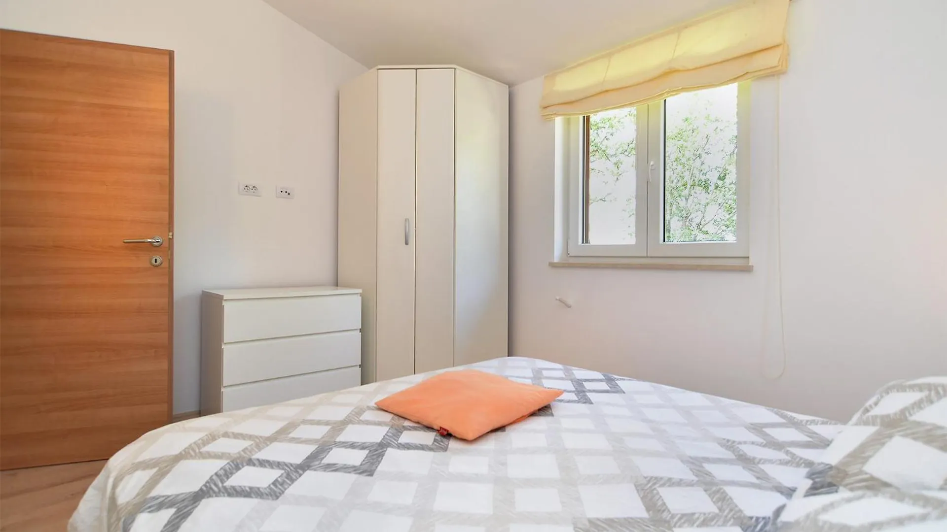 Villa Palera 2327 Liznjan Holiday home